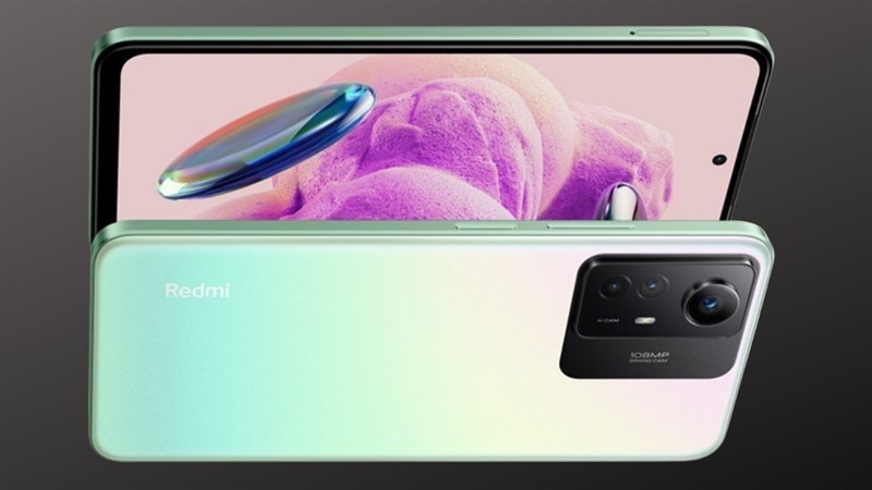 Màn hình hiển thị rõ ràng, sắc nét với tấm nền AMOLED