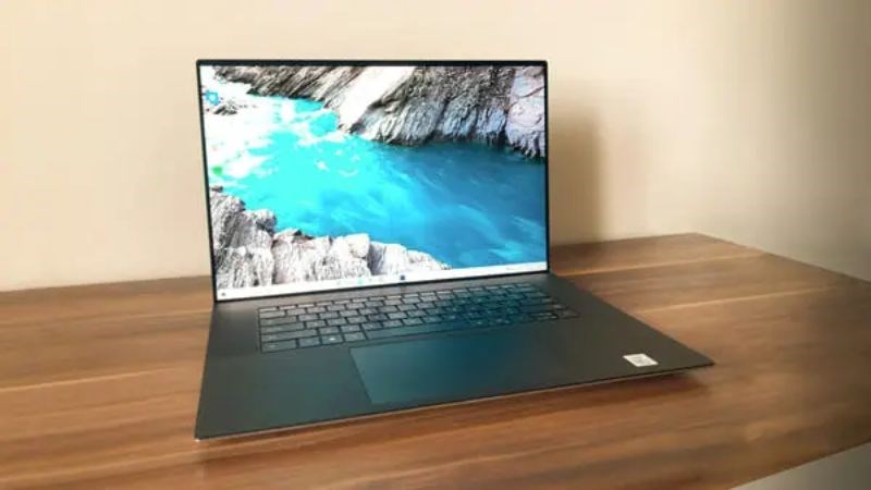 Laptop 17 inch thường có chiều dài 38-39cm và rộng 24-26cm tùy thiết kế