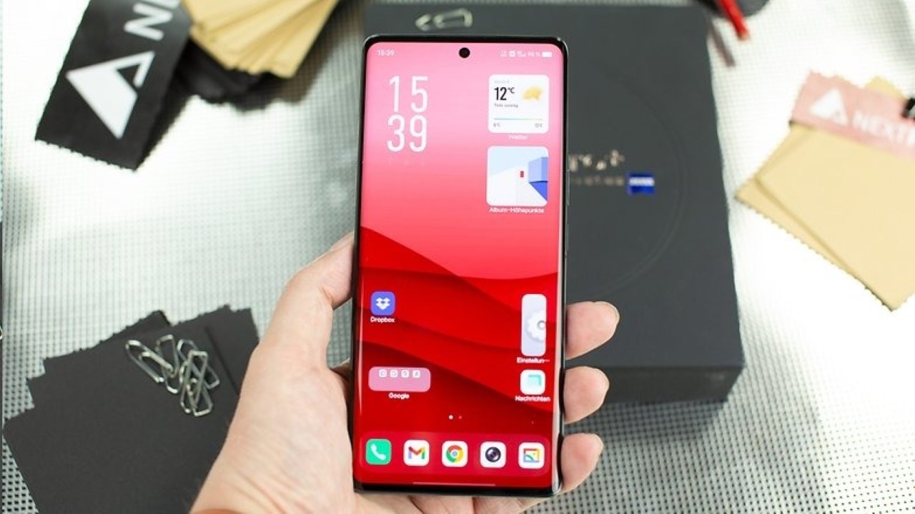 Sức mạnh hiệu năng được tăng cường nhờ vào chip Qualcomm Snapdragon 8 Gen 3