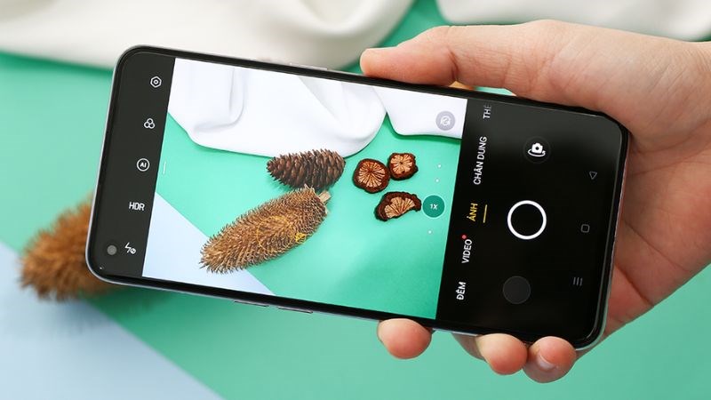 z OPPO Reno5 mang đến trải nghiệm cụm camera chuyên nghiệp