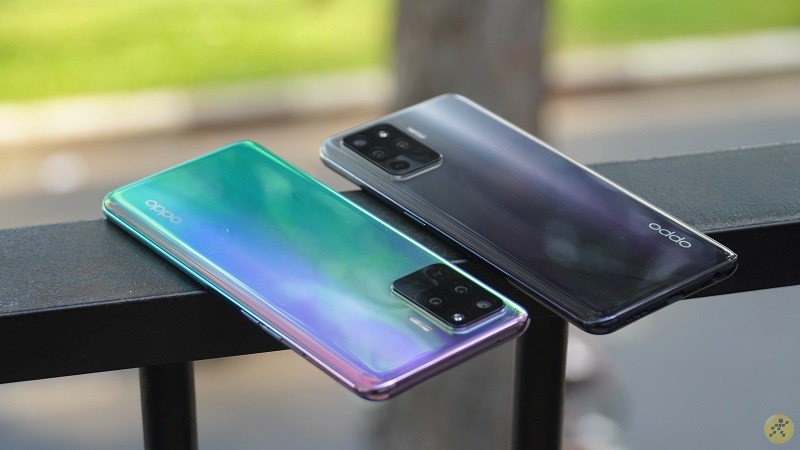 Oppo trang bị cho cả hai sản phẩm màn hình tốt trong tầm giá