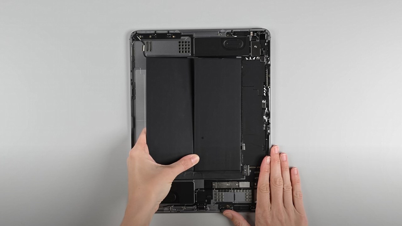 iFixit mới đây đã đăng video teardown iPad Air M2 13 inch