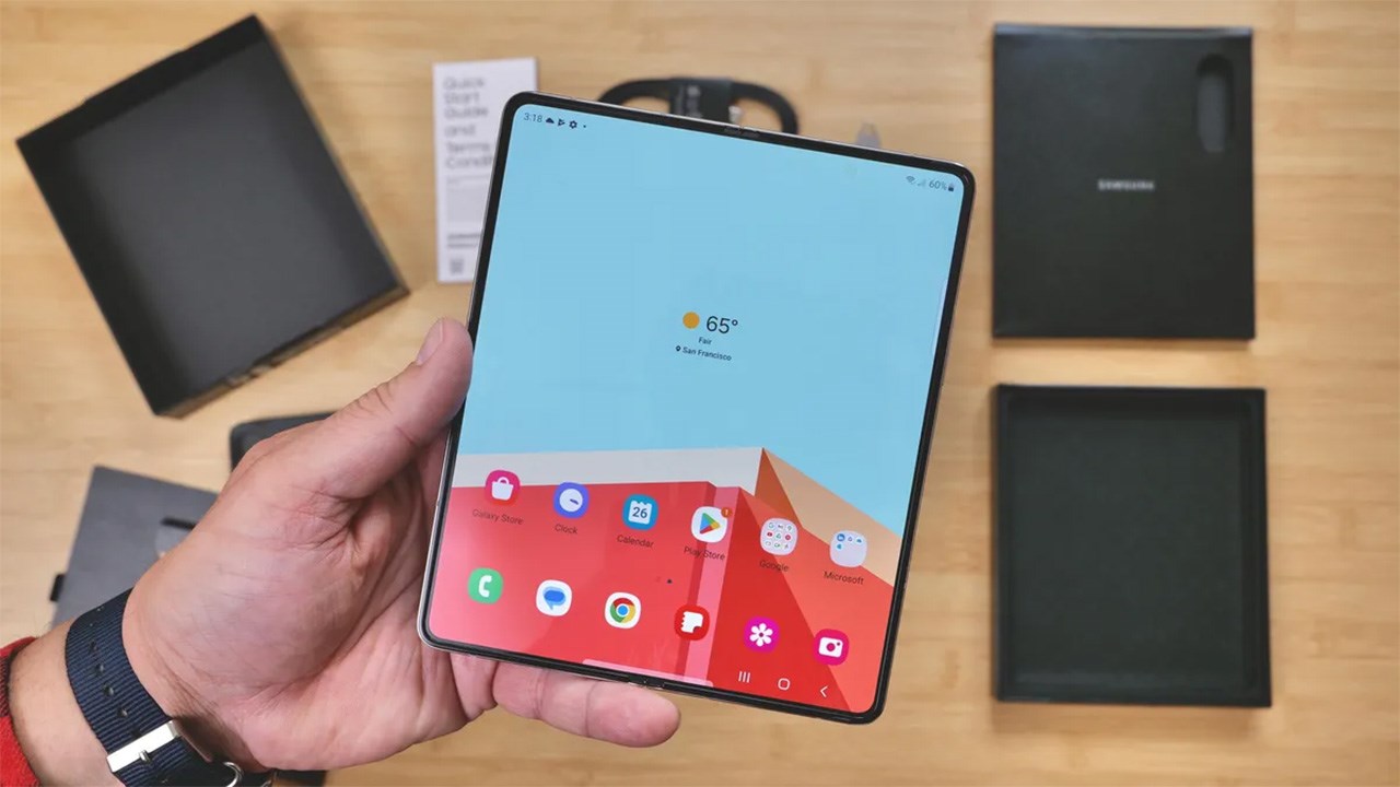 Hình ảnh Galaxy Z Fold 6 và Z Flip 6 mới đây đã bị rò rỉ Hình ảnh Galaxy Z Fold 6 và Z Flip 6 mới đây đã bị rò rỉ