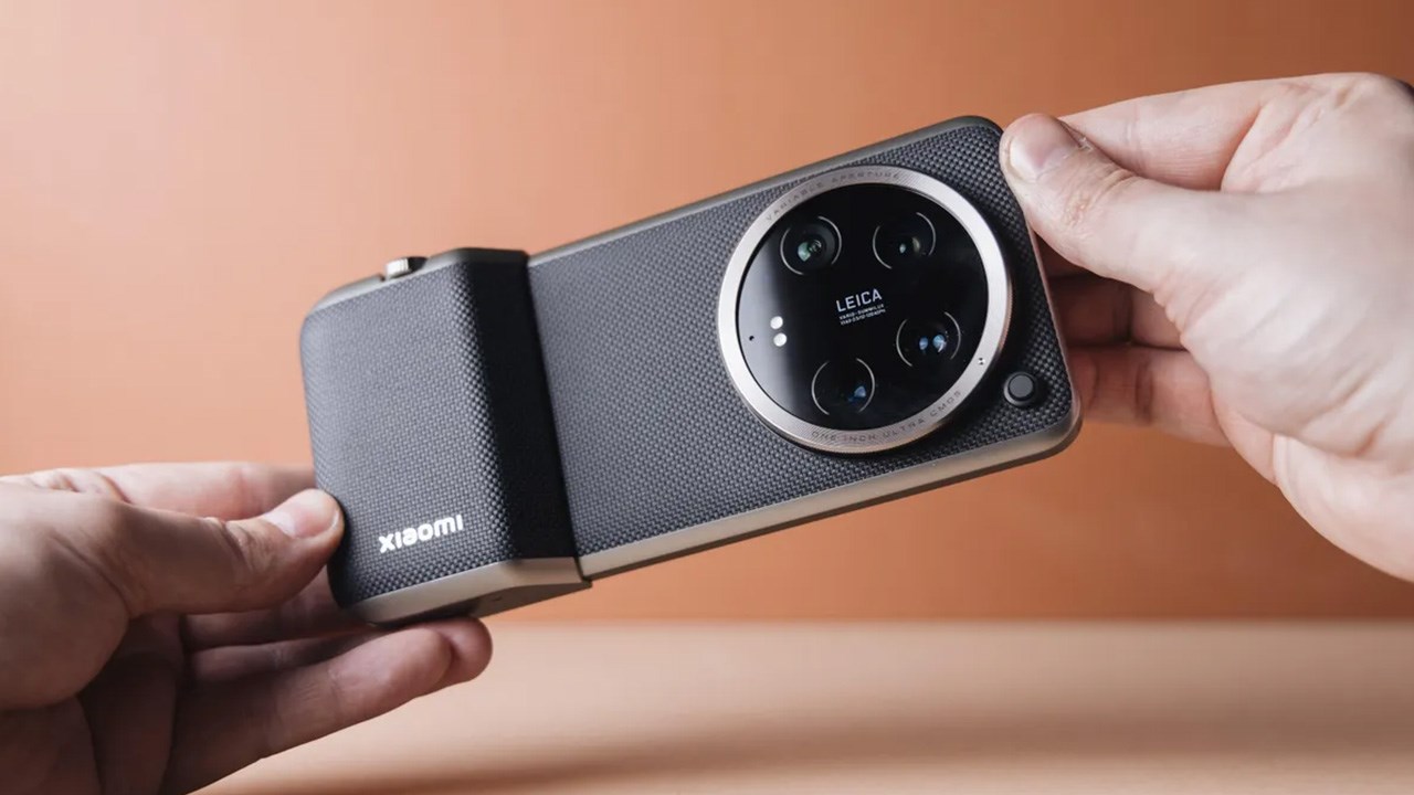 Xiaomi 15 Ultra có thể đang được phát triển Xiaomi 15 Ultra có thể đang được phát triển