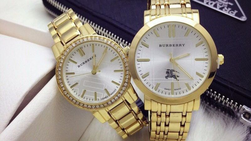 Kiểm tra mã đồng hồ Burberry bằng cách nhập mã đồng hồ lên website và chọn tìm kiếm.