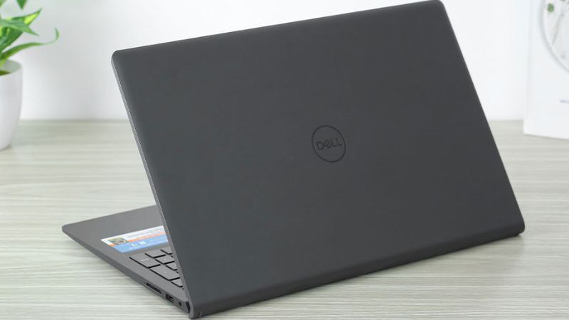 Laptop Dell Inspiron 15 3520 i3 1215U (i3U082W11BLU) thiết kế sang trọng, tinh tế