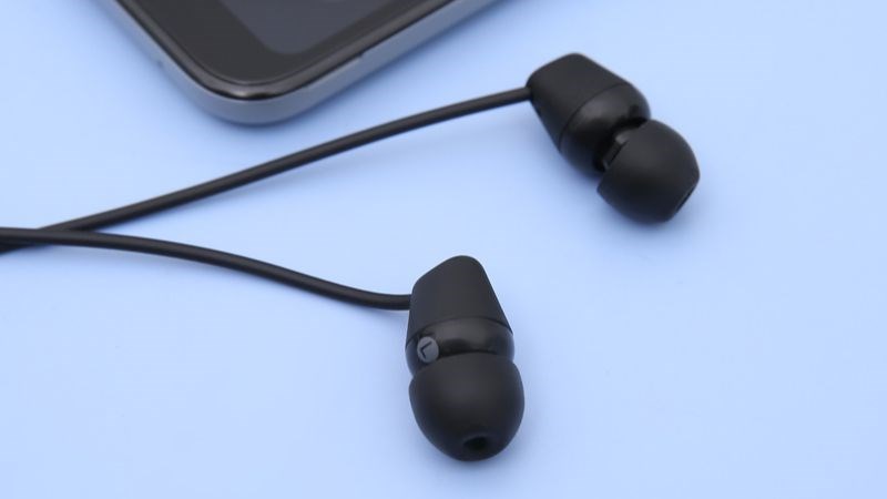 Tai nghe Bluetooth Sony WI-C200 có hiệu suất âm thanh sống động