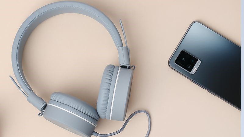 Tai nghe chụp tai Mozard IP-878 có thiết kế sang trọng Tai nghe chụp tai Mozard IP-878 có thiết kế sang trọng
