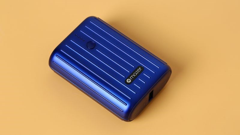 Sạc dự phòng Polymer 22.5W Mazer Super Mini V2 nổi bật với màu sắc năng động