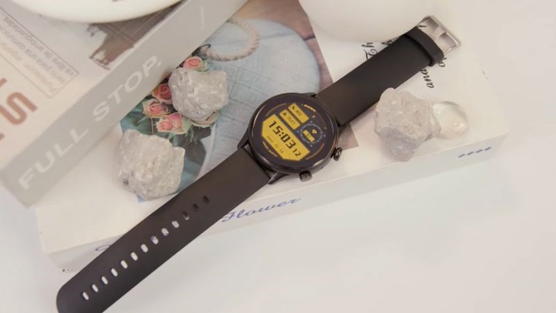 Samsung Galaxy Watch 4 Classic được làm từ chất liệu bền bỉ Samsung Galaxy Watch 4 Classic được làm từ chất liệu bền bỉ