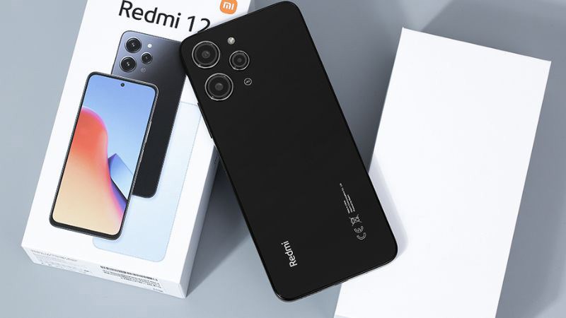 Điện thoại Xiaomi Redmi 12 8GB với cụm camera sắc nét