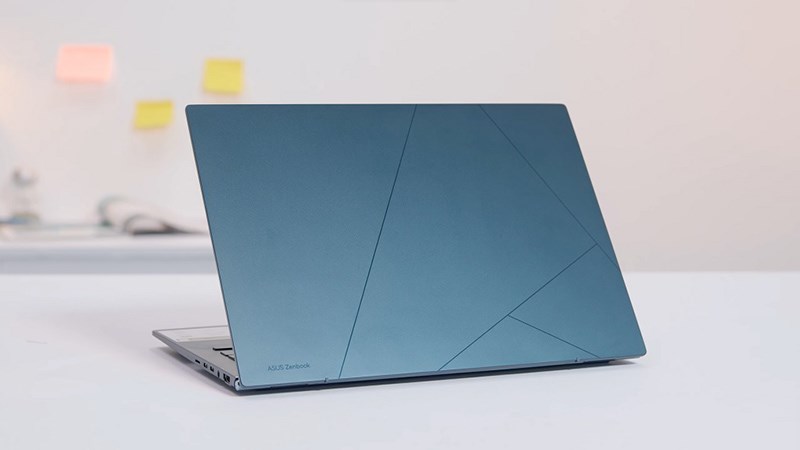 Asus Zenbook 14 OLED UX3402ZA i7 sở hữu bộ nhớ RAM khủng