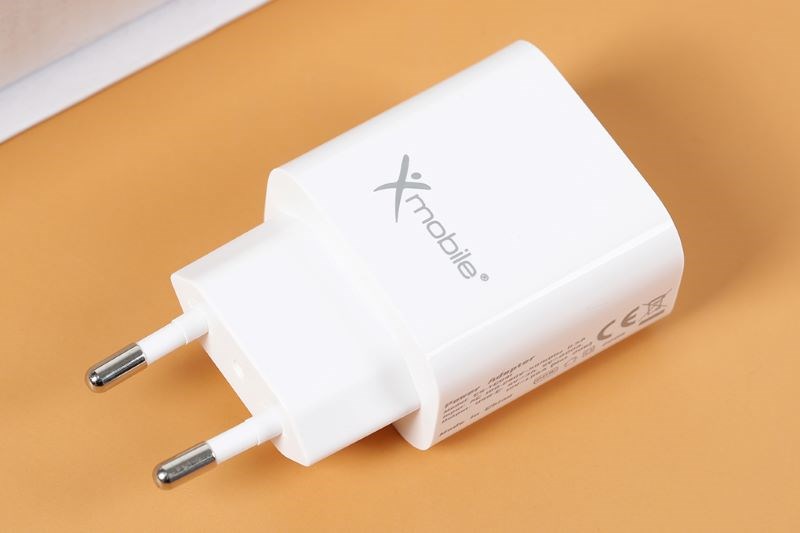 Adapter hỗ trợ Power Delivery điều chỉnh được điện áp