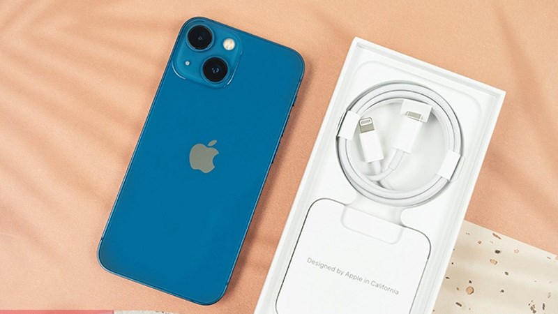Màn hình được bảo vệ bằng chất liệu gốm siêu cứng Màn hình được bảo vệ bằng chất liệu gốm siêu cứng