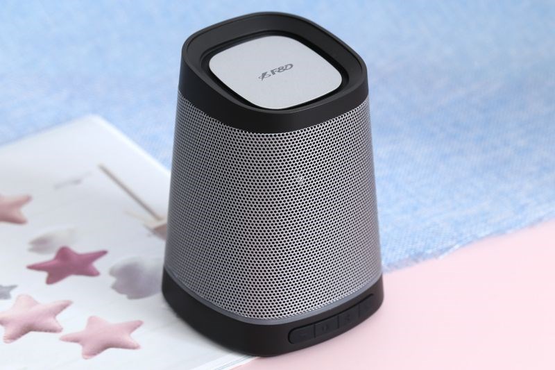 Thiết kế của loa Bluetooth Fenda W7 Thiết kế của loa Bluetooth Fenda W7