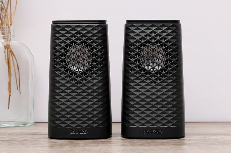 Thiết kế nhỏ gọn của loa vi tính Fenda V320 Thiết kế nhỏ gọn của loa vi tính Fenda V320