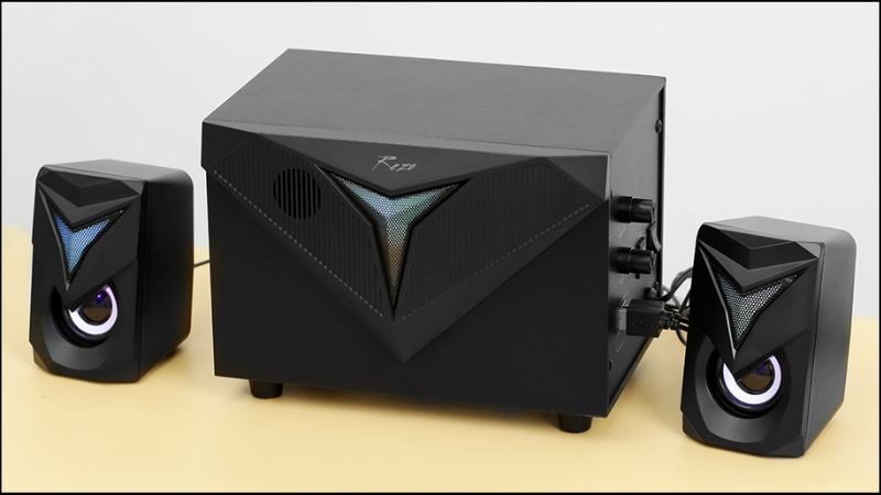 Loa vi tính 2.1 Rezo Lab N179 với thiết kế gọn gàng, đẹp mắt Loa vi tính 2.1 Rezo Lab N179 với thiết kế gọn gàng, đẹp mắt