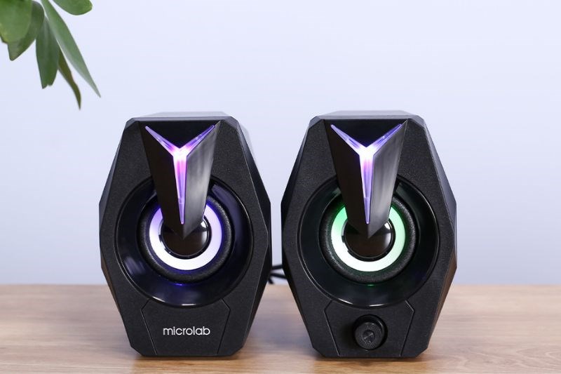 Loa vi tính Microlab B26 với thiết kế năng động và độc đáo Loa vi tính Microlab B26 với thiết kế năng động và độc đáo