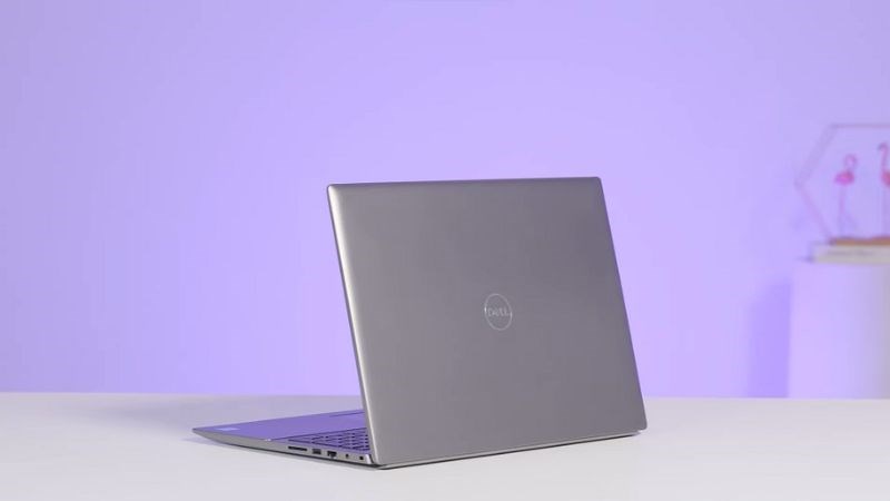 Vẻ sang trọng, thanh lịch của laptop Dell Vostro 5620 i5