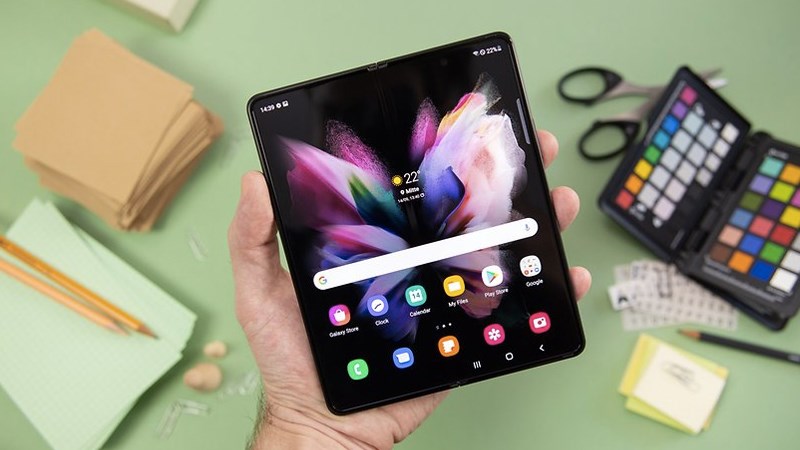 Galaxy Z Fold 4 có tỷ lệ màn hình hiện đại Galaxy Z Fold 4 có tỷ lệ màn hình hiện đại