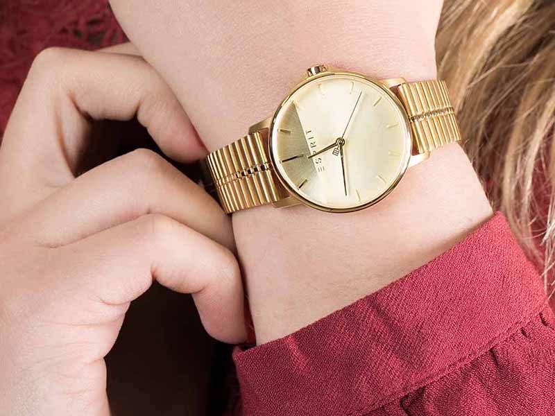 Đồng hồ Esprit được chế tác tỉ mỉ tạo nên vẻ đẹp sang trọng của thương hiệu đồng hồ đến từ Mỹ Đồng hồ Esprit được chế tác tỉ mỉ tạo nên vẻ đẹp sang trọng của thương hiệu đồng hồ đến từ Mỹ