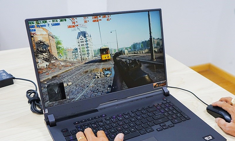 Intel Core i5-12500H cho hiệu suất chơi game ổn định Intel Core i5-12500H cho hiệu suất chơi game ổn định