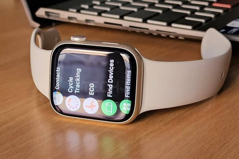 Apple Watch SE 2 được hãng sản xuất trang bị chip S8