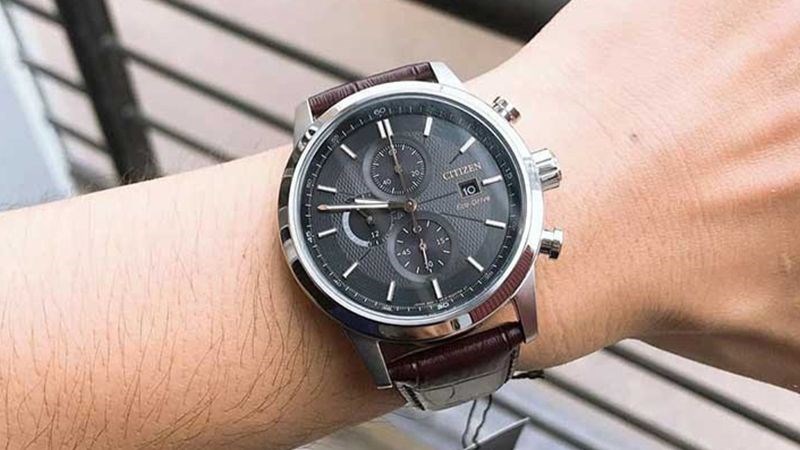 Chọn mua đồng hồ sang trọng dựa vào thương hiệu Chọn mua đồng hồ sang trọng dựa vào thương hiệu