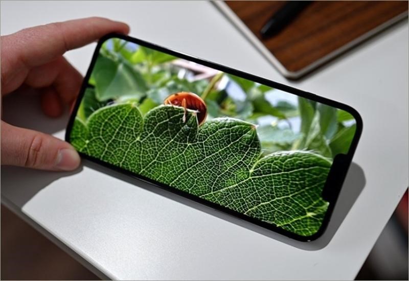 Màn hình ProMotion cho người dùng thực hiện các thao tác mượt mà khi sử dụng Màn hình ProMotion cho người dùng thực hiện các thao tác mượt mà khi sử dụng