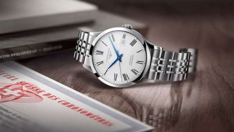 Đồng hồ máy Chronometer chứng nhận COSC có sai số rất nhỏ Đồng hồ máy Chronometer chứng nhận COSC có sai số rất nhỏ