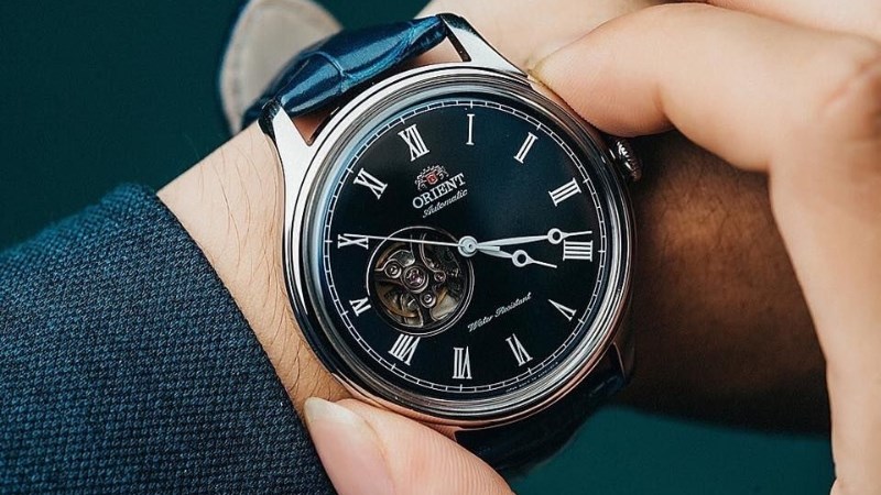 Là một trong những cái tên hàng đầu trên thị trường đồng hồ thế giới Là một trong những cái tên hàng đầu trên thị trường đồng hồ thế giới