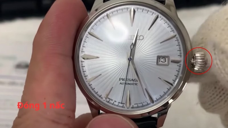 Đóng núm lại nấc 1 Đóng núm lại nấc 1