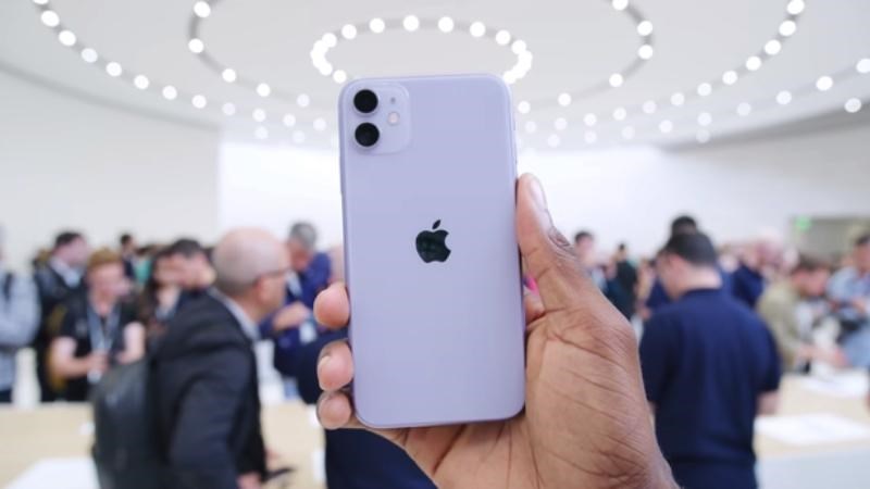 iPhone 11 iPhone 11