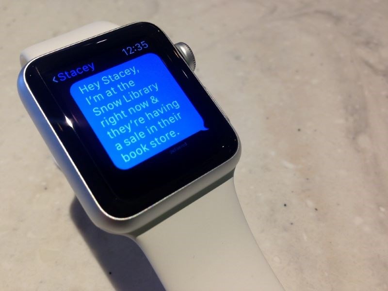Giao diện nhắn tin của Apple Watch Giao diện nhắn tin của Apple Watch