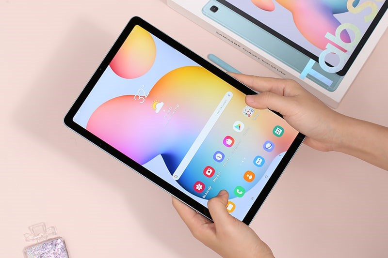 Xem xét kỹ lưỡng tổng quan bên ngoài
