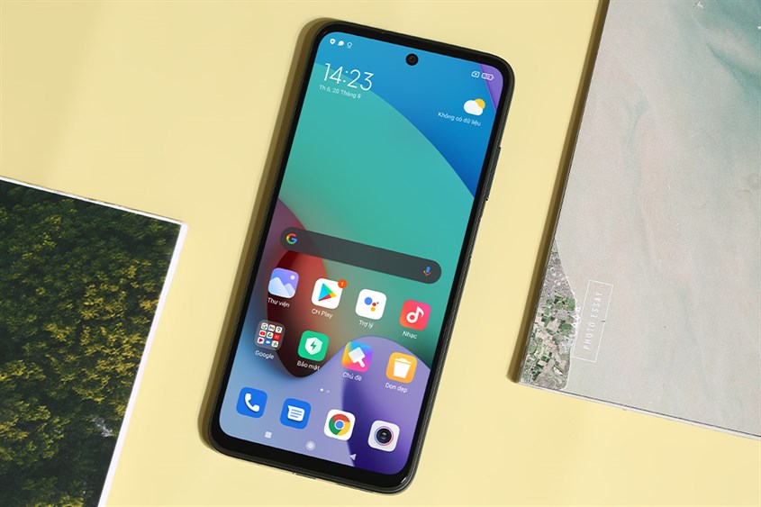 Trang bị viên pin có dung lượng lên tới 5000 mAh Trang bị viên pin có dung lượng lên tới 5000 mAh