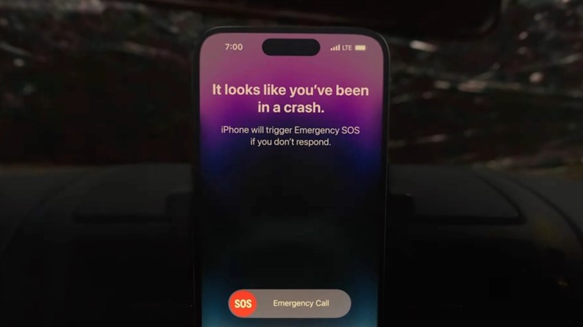 Crash Detection là một tính năng cảnh báo sự cố va chạm ô tô Crash Detection là một tính năng cảnh báo sự cố va chạm ô tô