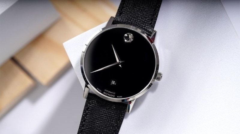 Đồng hồ Movado có thiết kế cực kỳ tối giản nhưng cuốn hút Đồng hồ Movado có thiết kế cực kỳ tối giản nhưng cuốn hút