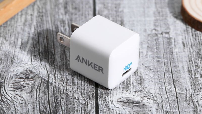 Sạc nhanh 20W Anker PowerPort III Nano A2633 Sạc nhanh 20W Anker PowerPort III Nano A2633