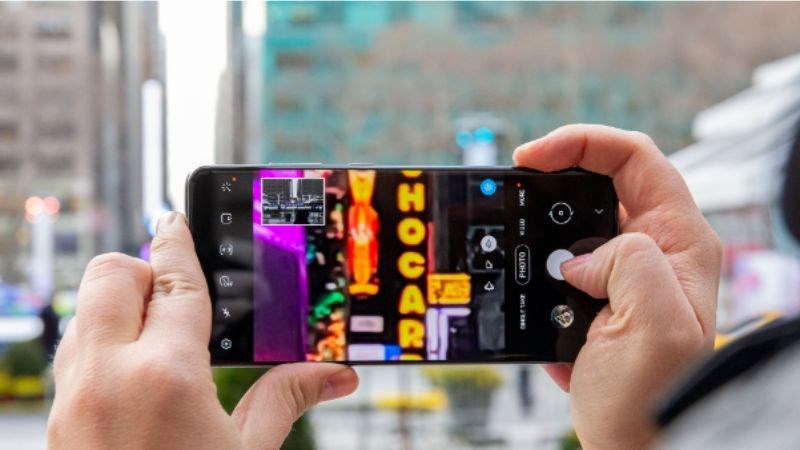 Tính năng camera sau ấn tượng Tính năng camera sau ấn tượng