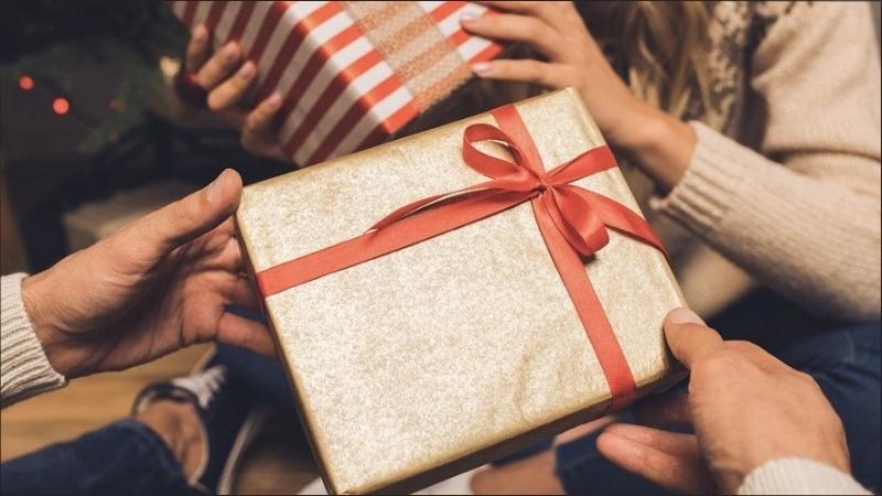 Chọn quà phù hợp với kinh tế bản thân Chọn quà phù hợp với kinh tế bản thân