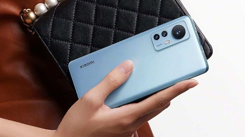 Thiết kế sang trọng trên Xiaomi 12 Thiết kế sang trọng trên Xiaomi 12