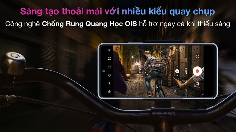 Sáng tạo thoải mái với nhiều kiểu quay chụp Sáng tạo thoải mái với nhiều kiểu quay chụp