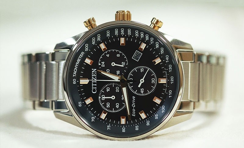 Đồng hồ Tachymeter có chức năng đo tốc độ