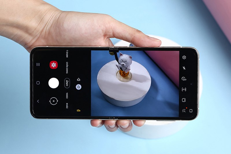 Trang bị camera hiện đại để người dùng có thể tạo ra tấm hình đẹp Trang bị camera hiện đại để người dùng có thể tạo ra tấm hình đẹp