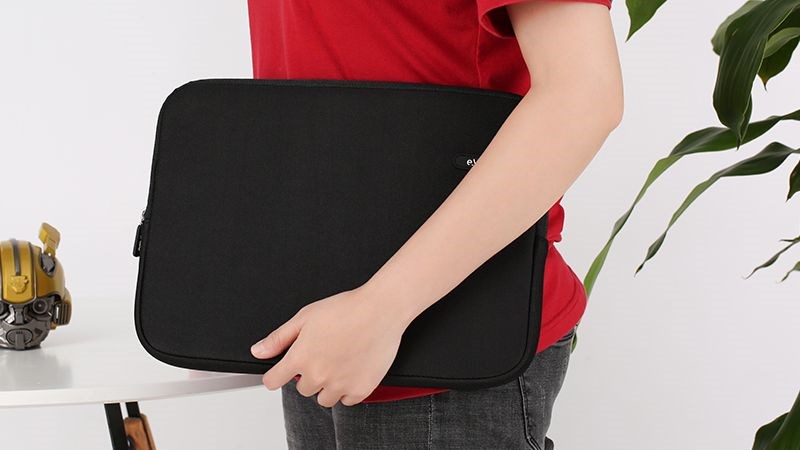 Ưu đãi vô vàn khi mua balo, túi chống sốc tại Thế Giới Di Động