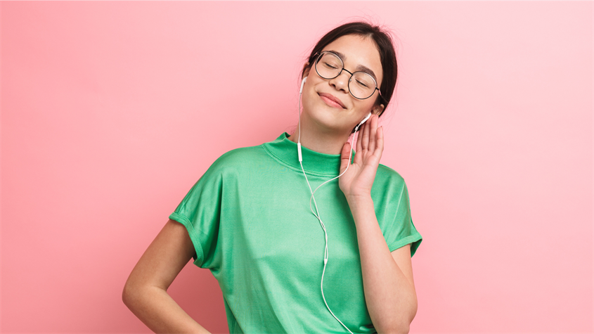 Tai nghe In-ear và Earbuds đều có những ưu, nhược điểm riêng