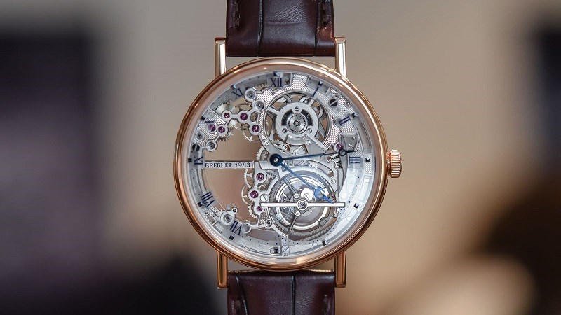 Breguet Tourbillon có thiết kế siêu mỏng