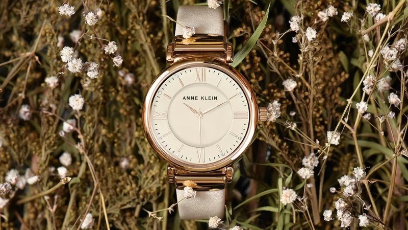 Đồng hồ Anne Klein chính hãng có kim thanh mảnh, chạy êm mượt Đồng hồ Anne Klein chính hãng có kim thanh mảnh, chạy êm mượt