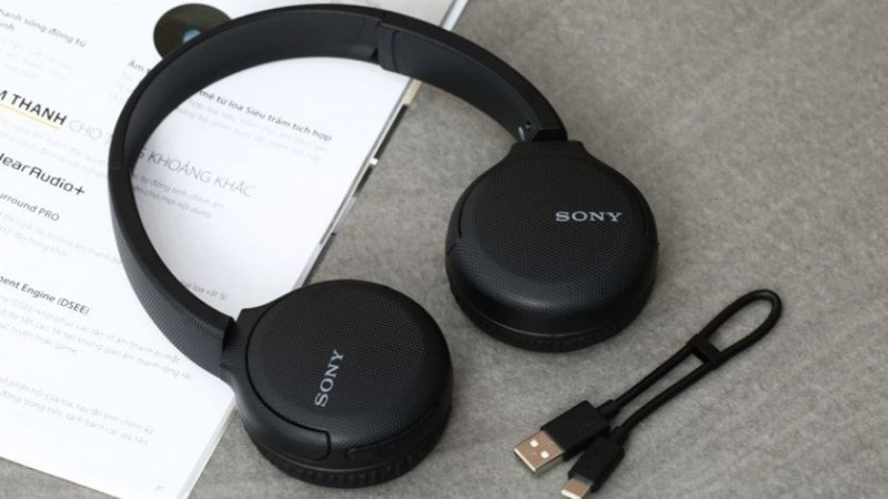 Một vài lưu ý khi sử dụng bảng điều khiển cảm ứng trên tai nghe Sony Một vài lưu ý khi sử dụng bảng điều khiển cảm ứng trên tai nghe Sony